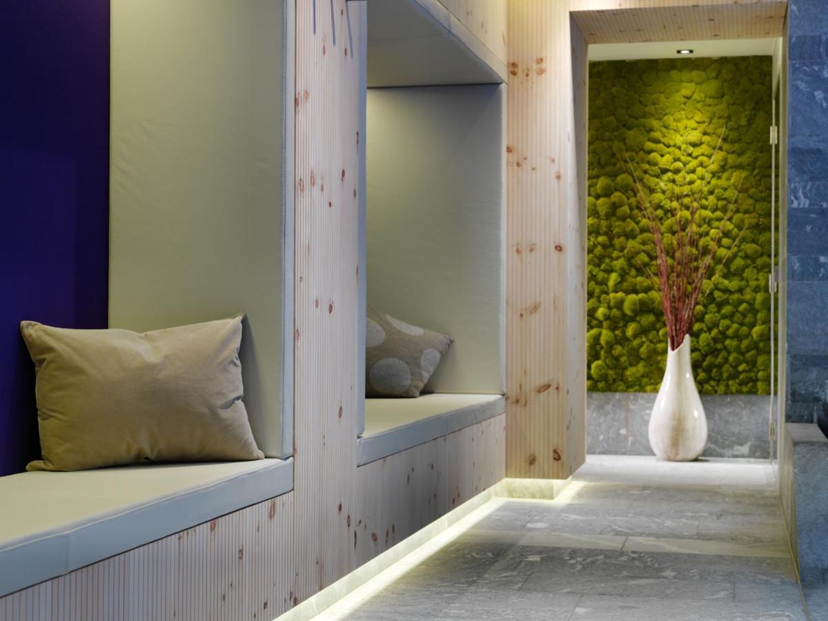 Hotel Goldener Adler - Im Sommer Silvretta Card Premium Inkludiert 이스크글 외부 사진