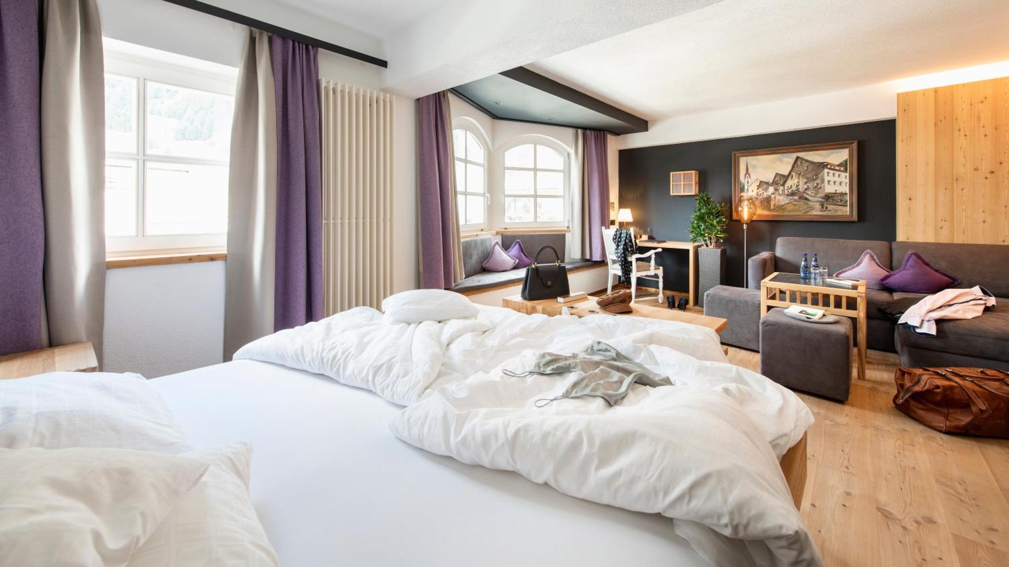 Hotel Goldener Adler - Im Sommer Silvretta Card Premium Inkludiert 이스크글 외부 사진