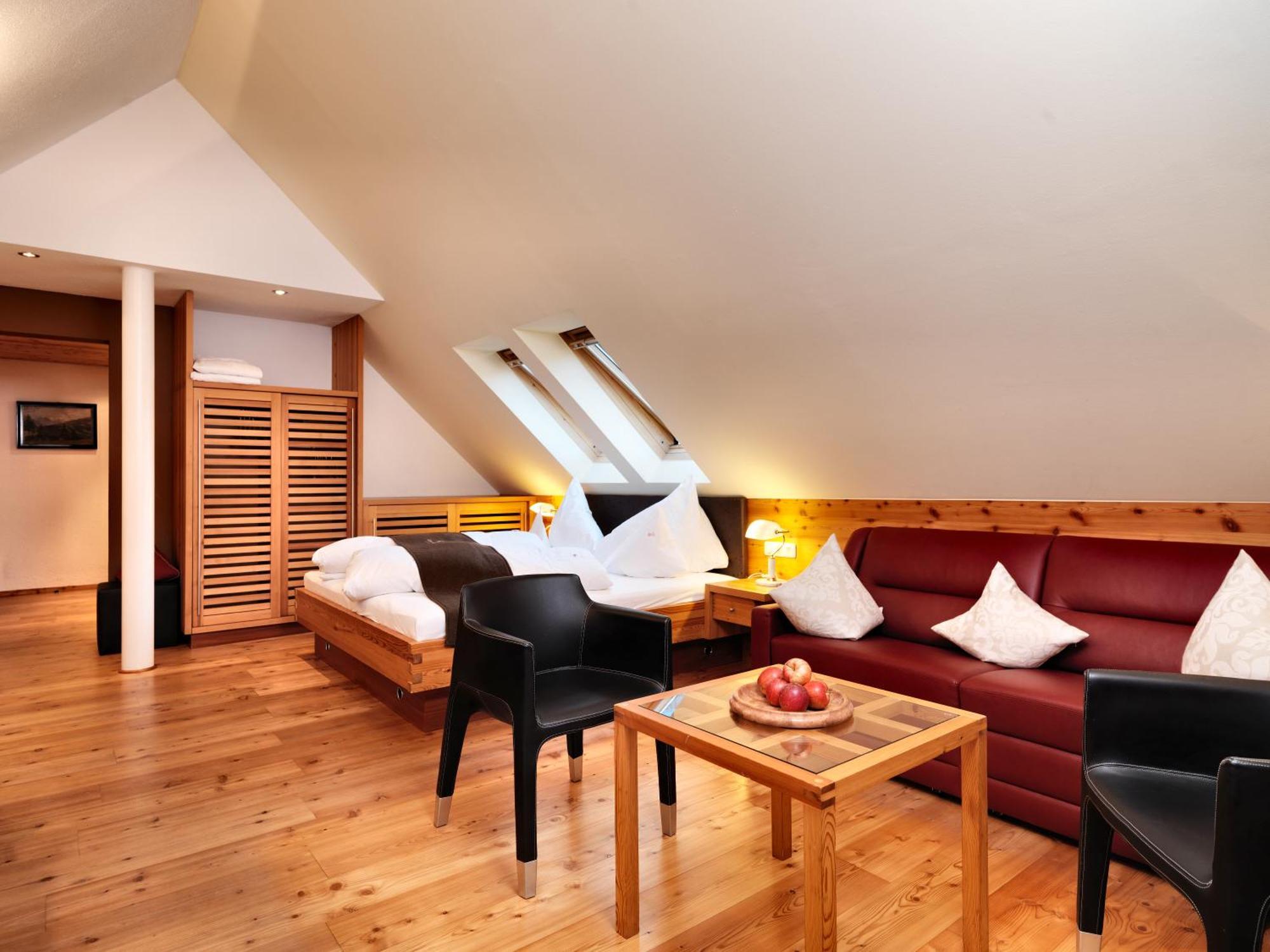 Hotel Goldener Adler - Im Sommer Silvretta Card Premium Inkludiert 이스크글 외부 사진