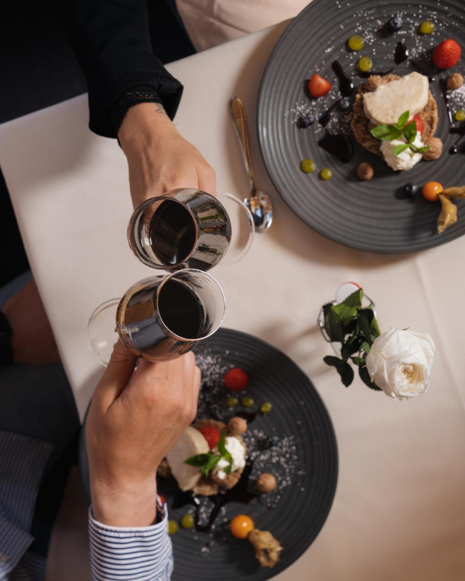 Hotel Goldener Adler - Im Sommer Silvretta Card Premium Inkludiert 이스크글 외부 사진
